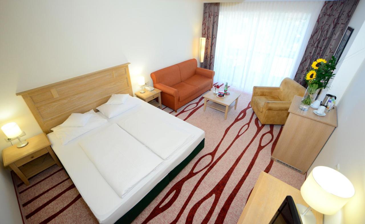 Das Hotel Eden - Das Aktiv- & Wohlfuehlhotel In Tirol Auf 1200M Hoehe Seefeld in Tirol Extérieur photo
