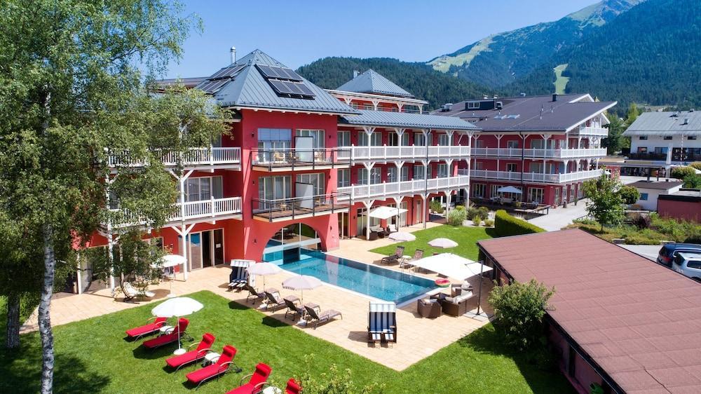 Das Hotel Eden - Das Aktiv- & Wohlfuehlhotel In Tirol Auf 1200M Hoehe Seefeld in Tirol Extérieur photo
